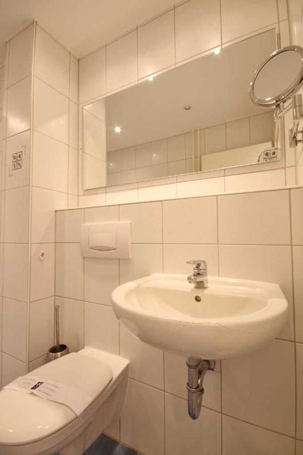 Wohnung 13, 2 Raum Wohnung Im Haus Pacific Mit Seesicht Cuxhaven Exterior foto